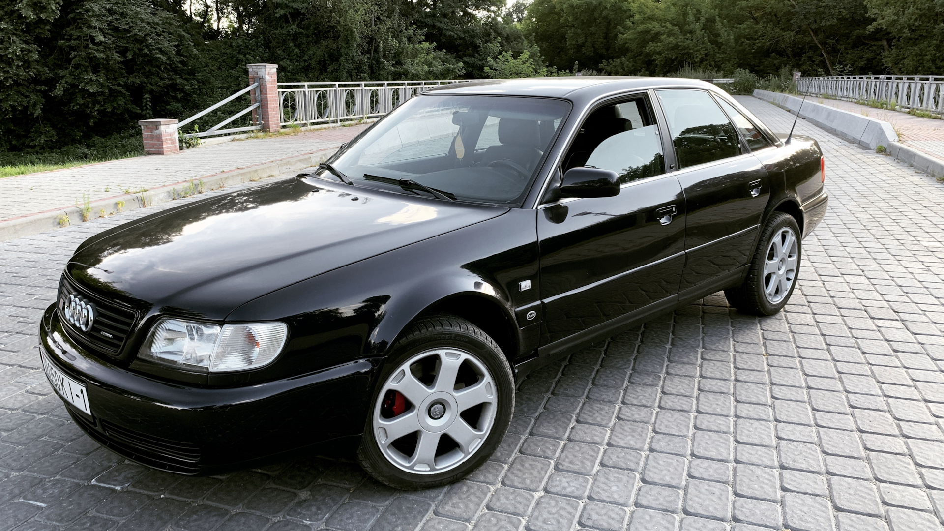 Audi S6 (C4) 4.2 бензиновый 1995 | V8 ♔Quattro♔ на DRIVE2