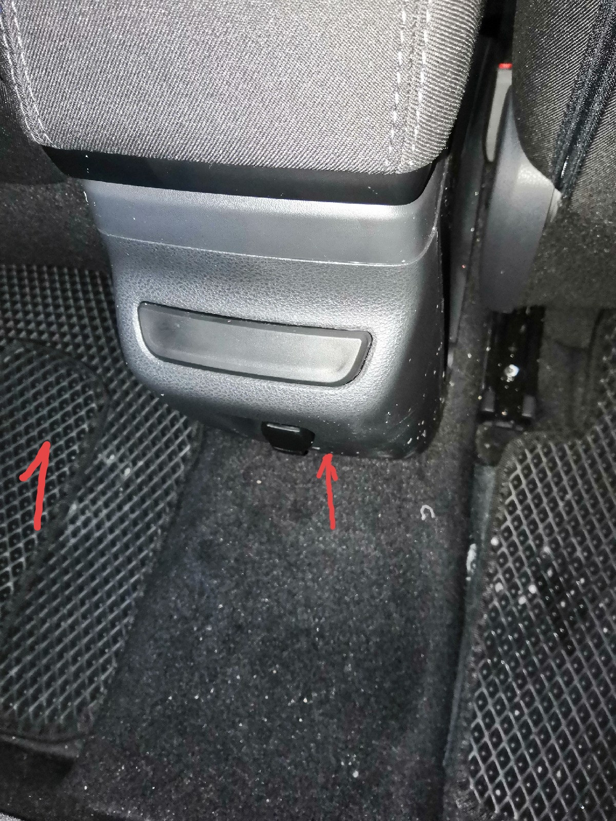 крепление подлокотника лада веста. как снять подлокотник на весте. как снять подлокотник на весте. подлокотник веста штатный узкий. как снять подлокотник на весте.