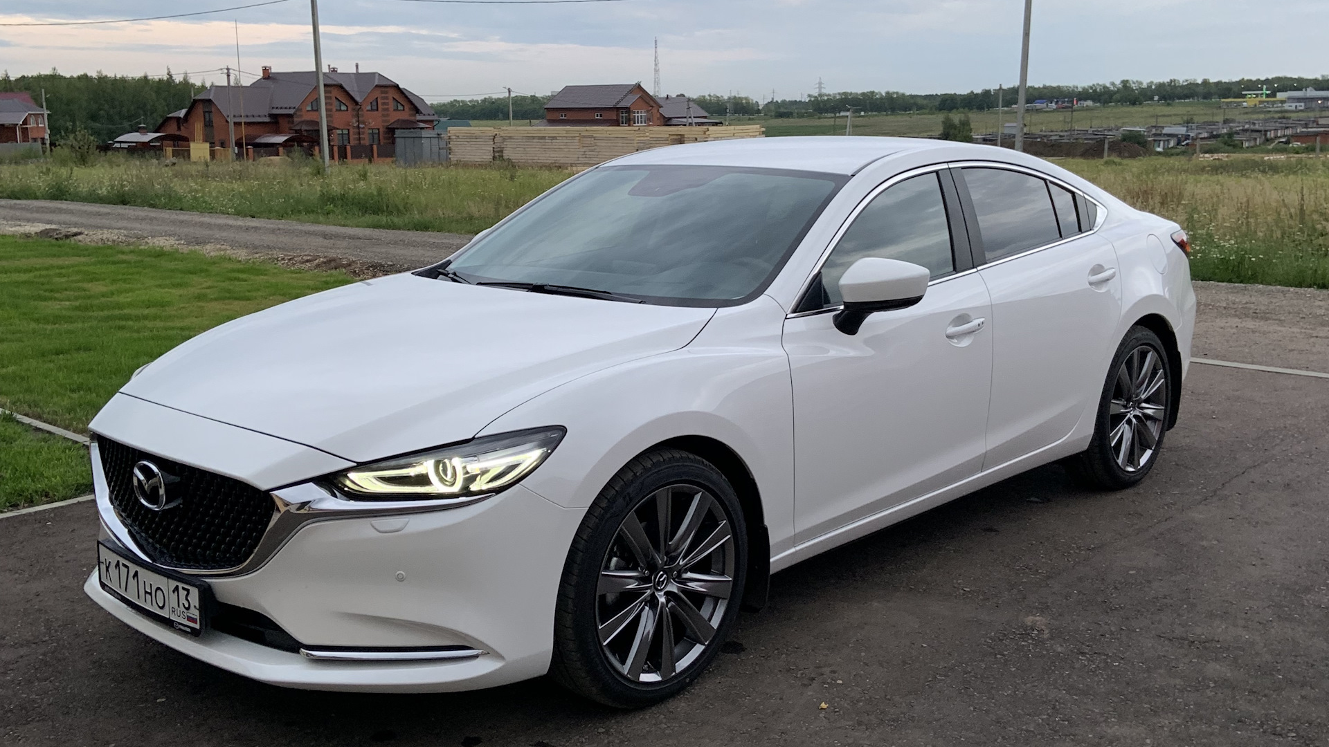 Mazda 6 White Pearl