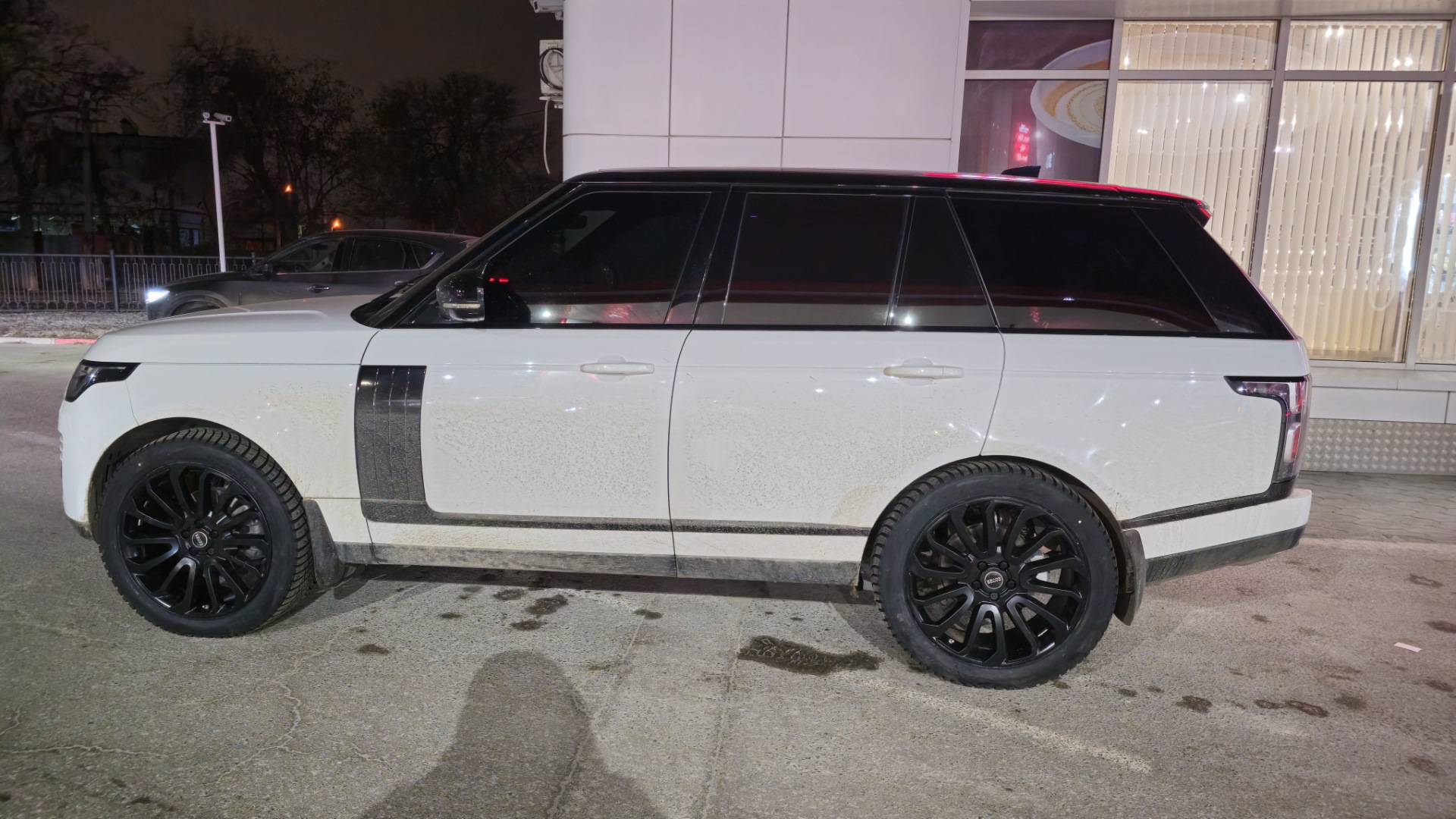 Рендж ровер vogue. Рендж ровер лонг 2021. Range rover vogue 2020. Range 2018. Новый рендж ровер вог 2021.