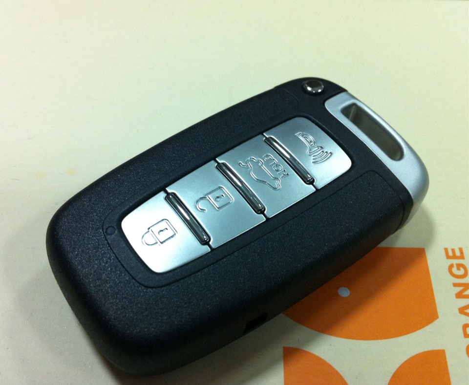 Как поменять батарейку в ключе киа церато Smart key. Где можно приобрести? - KIA Cerato Koup (1G), 2 л, 2012 года запчасти