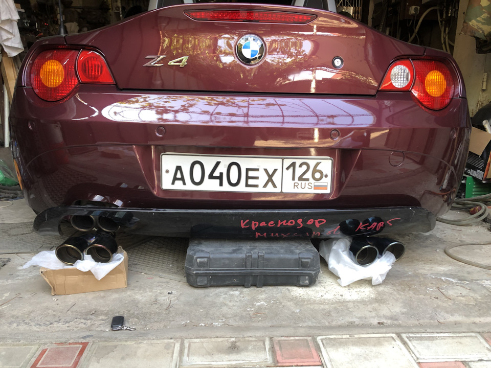 Диффузор с раздвоением выхлопа — BMW Z4 (E85), 2,5 л, 2003 года ...