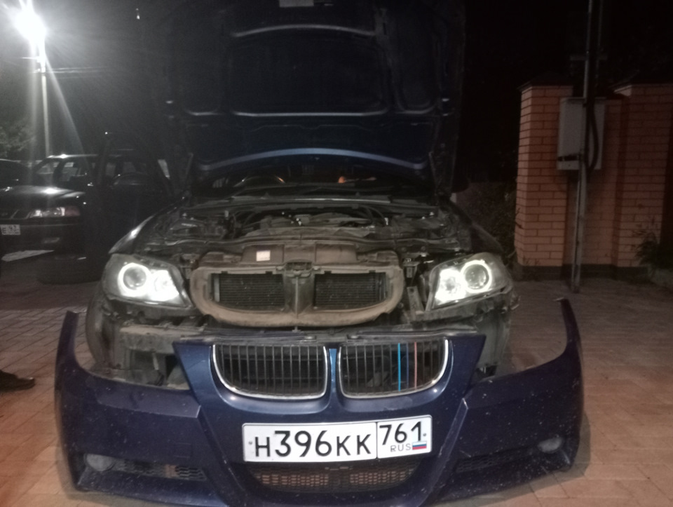 Габариты "ангельские глазки" — BMW 3 series (E90), 2 л, 2006 года ...