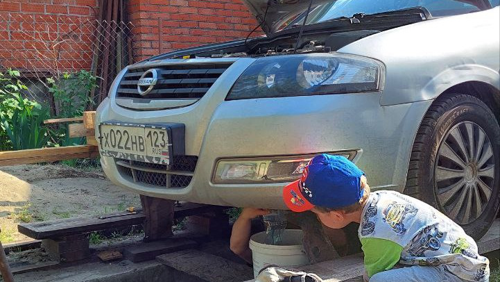 Фильтр салона. — Nissan Almera Classic (B10), 1,6 л, 2010 года ...