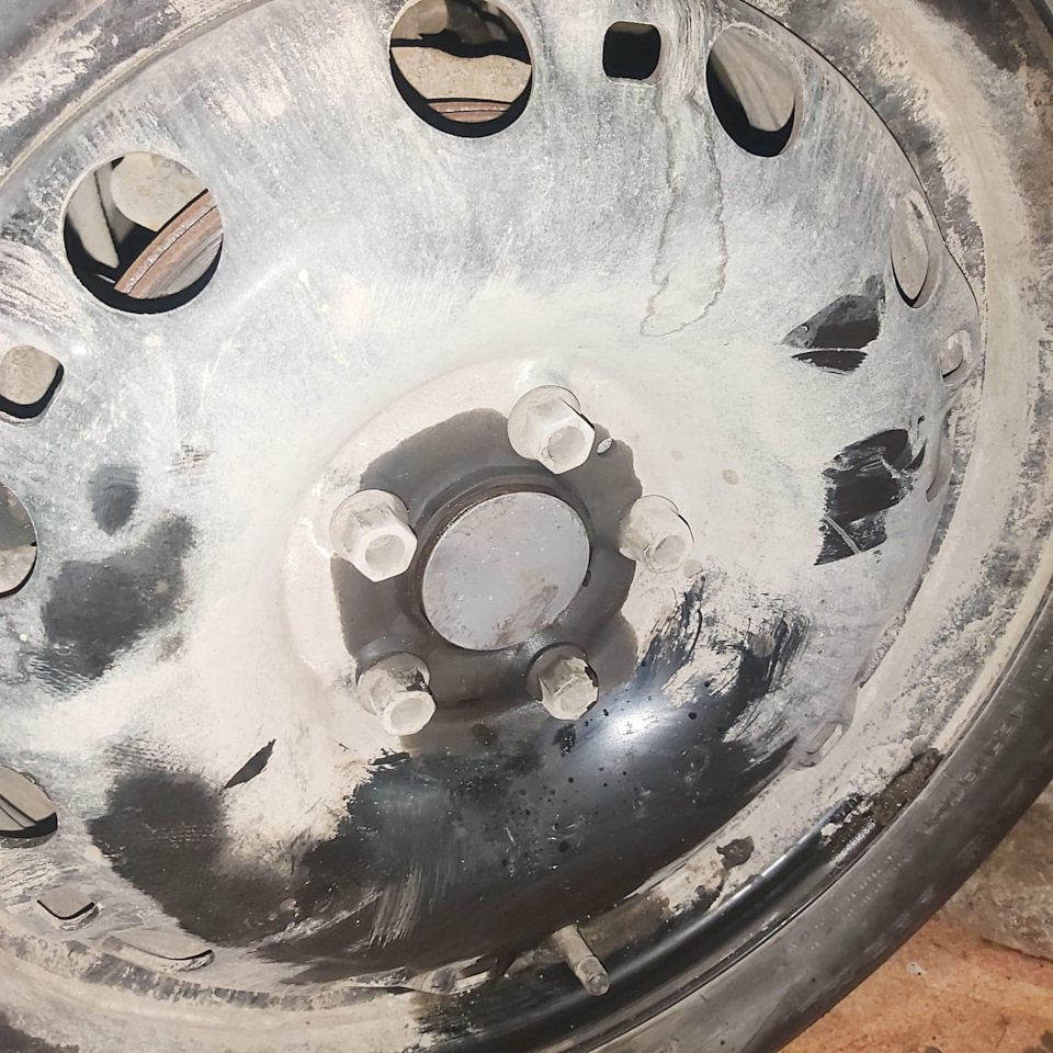 Стуки в задней подвеске. Замена опор задних пружин Polo sedan ...