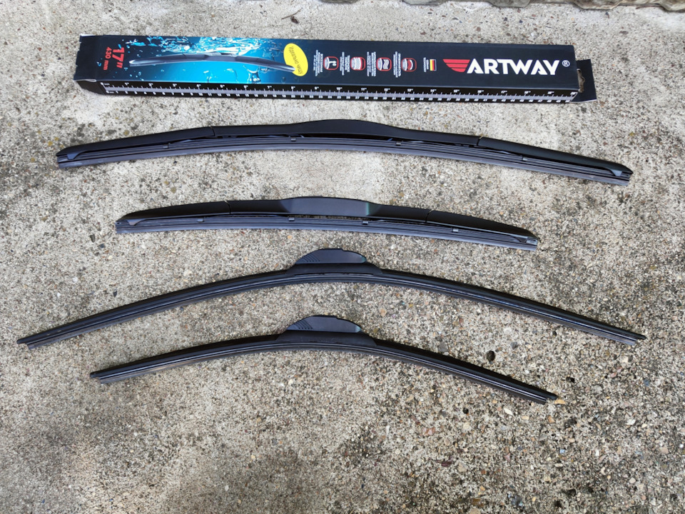 Сравнение, снизу старые, сверху новые — Nissan X-Trail II (t31)