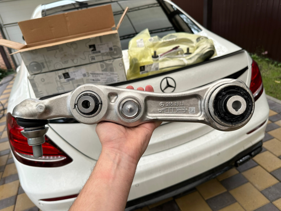 Фото в бортжурнале Mercedes-Benz E-class (W213)