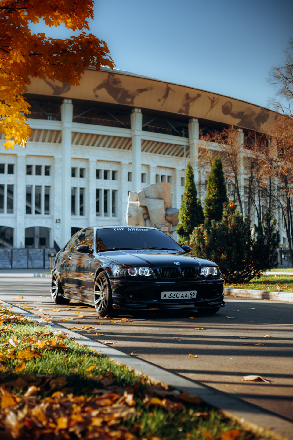 Осенние фотокарточки из Лужников — BMW 3 series Coupe (E46), 3 л, 2002 года  | фотография | DRIVE2