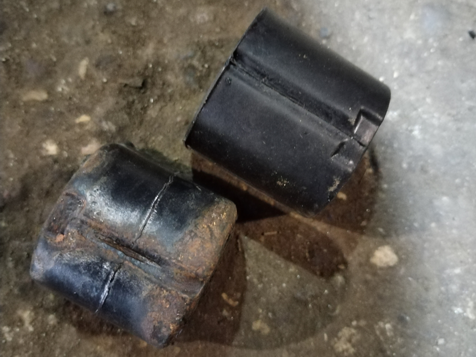 Замена втулок поперечного стабилизатора — Opel Corsa D, 1,4 л, 2008 ...