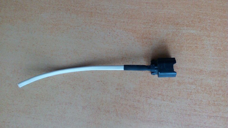 меган 2 разъемы датчиков. разъем датчика давления фреона рено меган 2. разъем 6 контактный для электронной педали на renault. разъем датчика давления системы кондиционирования renault 7701205751. Megan 2 датчик коленвала артикулат.