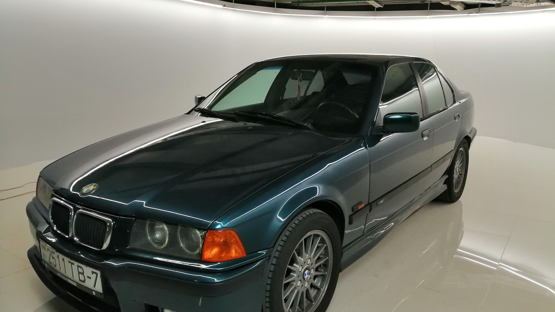 BMW 3 series (E36) 2.8 бензиновый 1995 | Бутылка на DRIVE2