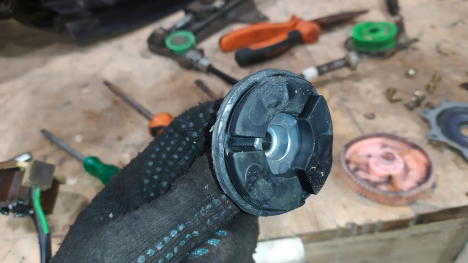 Фото в бортжурнале Audi 100 (C4)