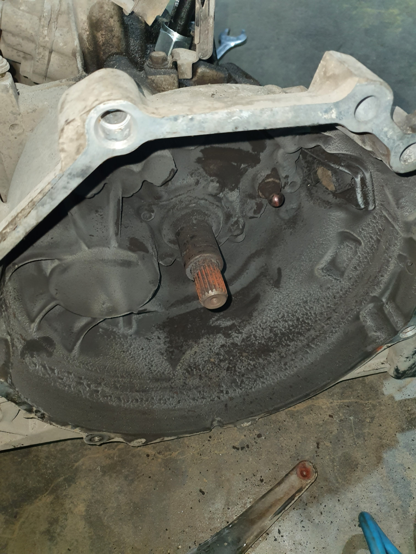 Замена сцепления лансер 9 2.0 ч.1 — Mitsubishi Lancer IX, 2,4 л, 2004 ...