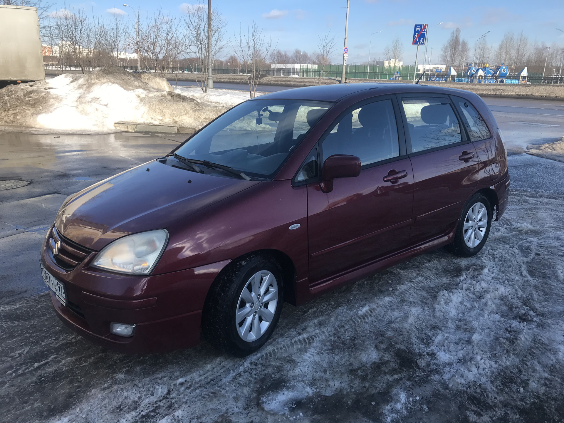 Suzuki liana 2005