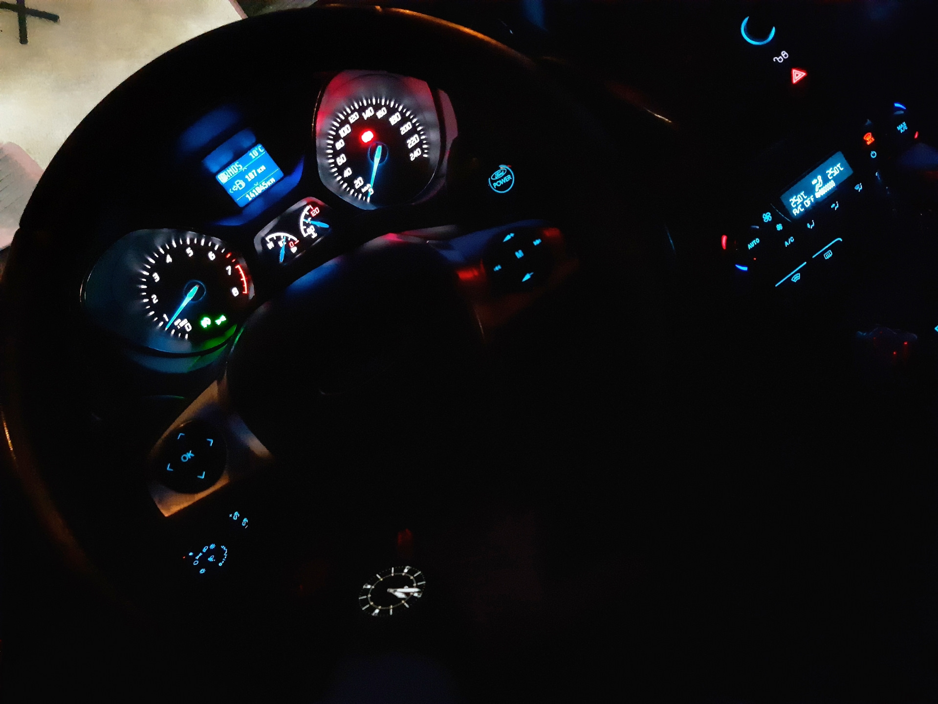 ручка акпп форд фокус 3 powershift. форд фокус 3 2013 салон. Ford focus 3 2. форд фокус 3 коробка робот лапка фиксации паркинга. Ford focus 2014 хэтчбек.