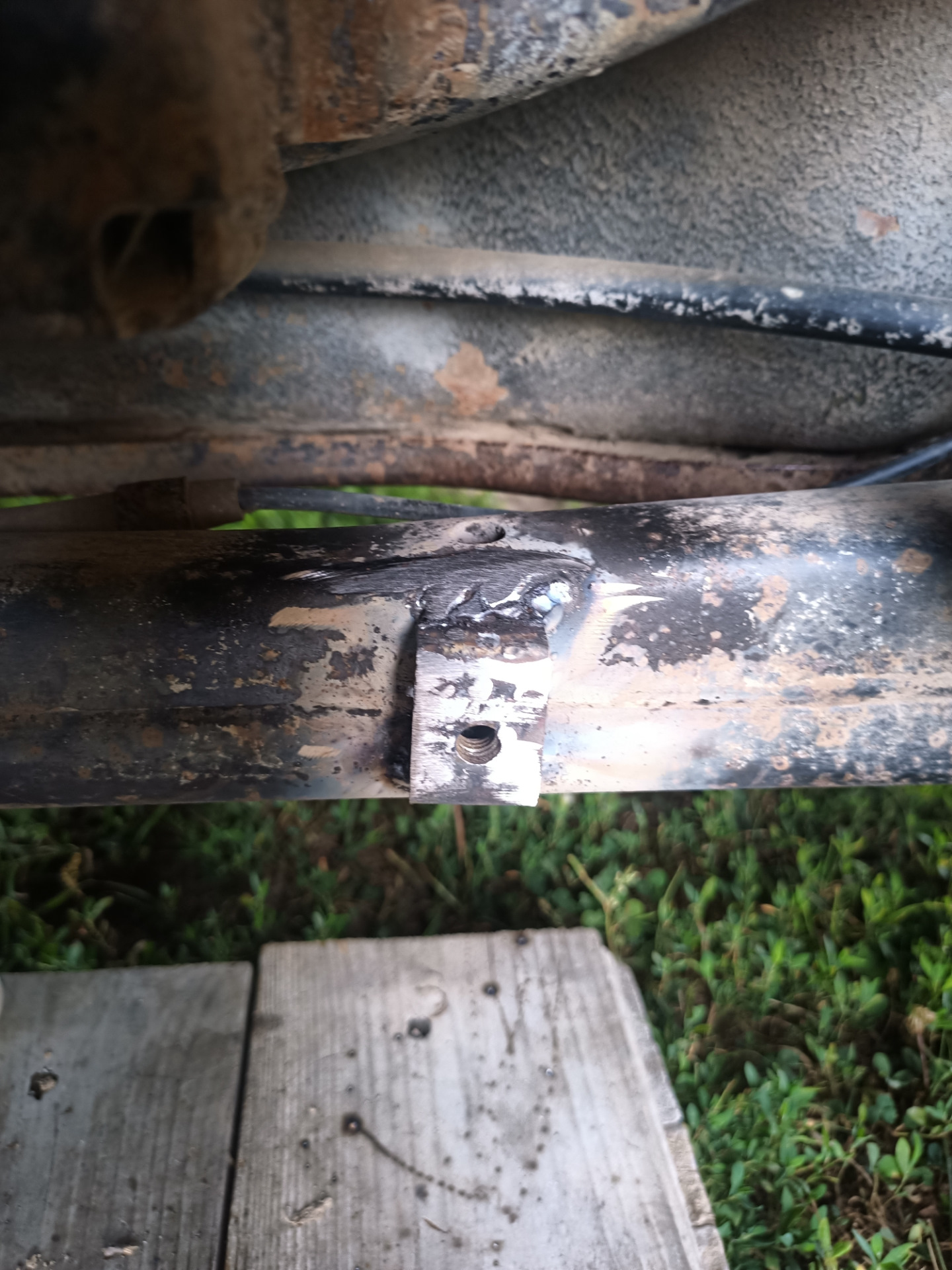 Установка Автокорректора фар — Mitsubishi Pajero Sport (2G), 2,5 л ...