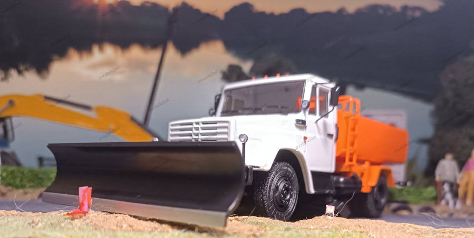 КО 829А на базе ЗИЛ 4333 АИСТ 1:43 — Сообщество «Масштабные Модели» на ...