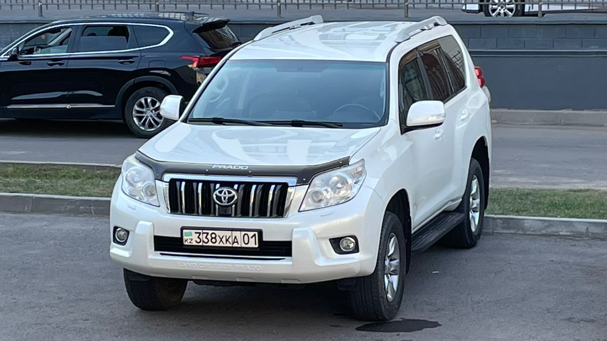 Toyota Land Cruiser Prado 150-series 2.7 бензиновый 2013 | Белая Жемчужина  на DRIVE2