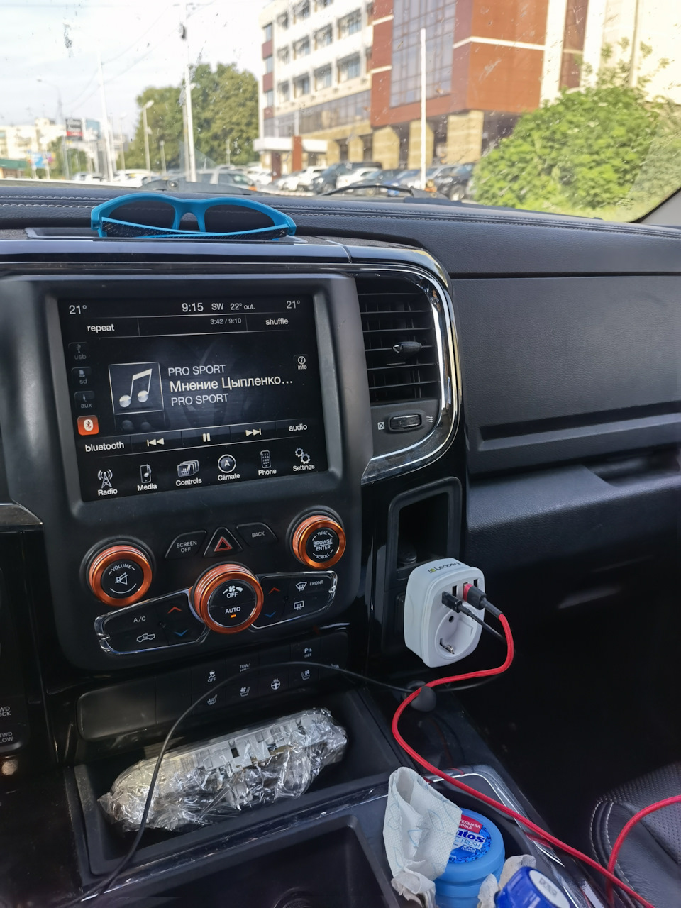 Розетка в рам — Dodge Ram, 5,7 л, 2013 года | аксессуары | DRIVE2