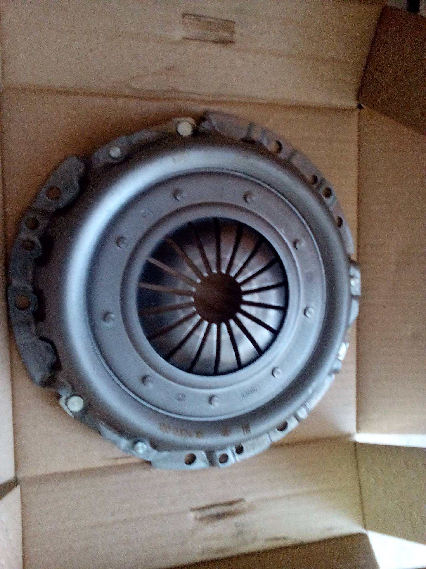 комплект сцепления LUK — Lada Приора хэтчбек, 1,6 л, 2010 года ...