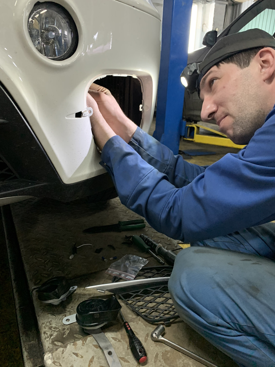 Замена звуковых сигналов — BMW X5 (E70), 3 л, 2012 года | другое | DRIVE2