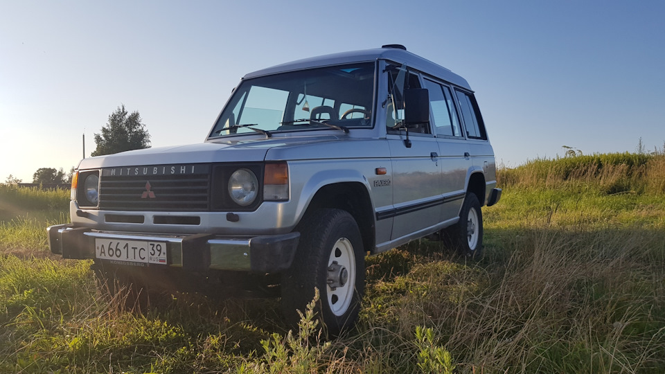 Митсубиси паджеро 1 поколения. Паджеро 1. Mitsubishi Pajero 1st Generation.