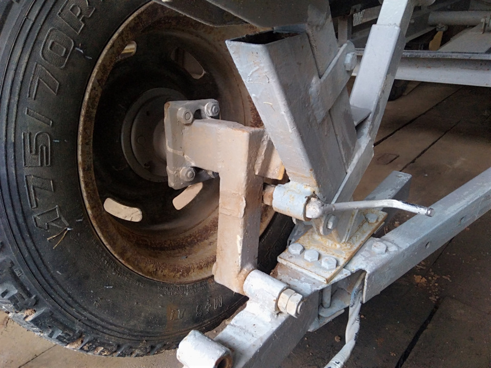 Доработка лодочного прицепа — Mitsubishi Pajero Sport (3G), 2,4 л, 2017 ...