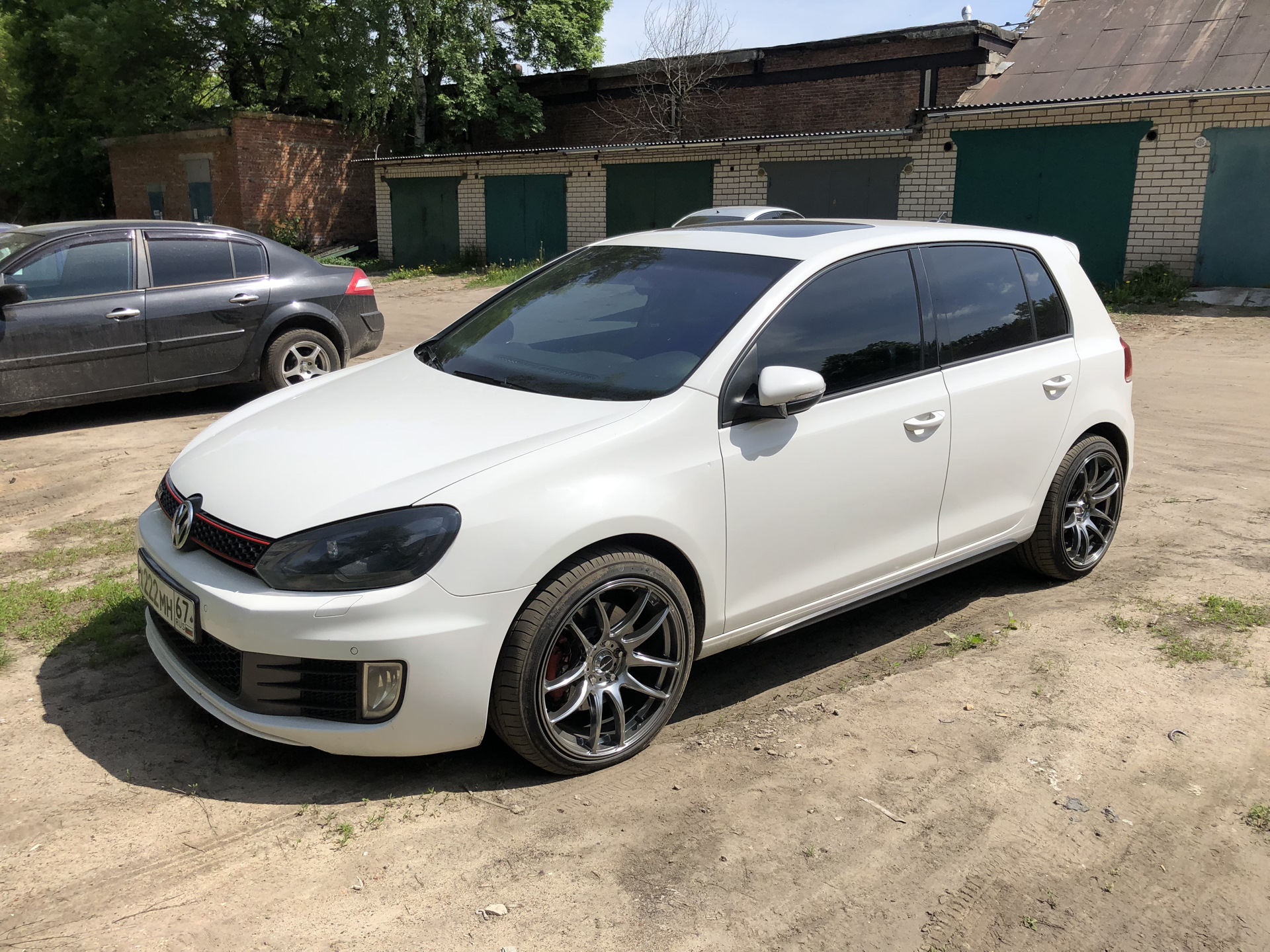 Golf 6 белый черные диски