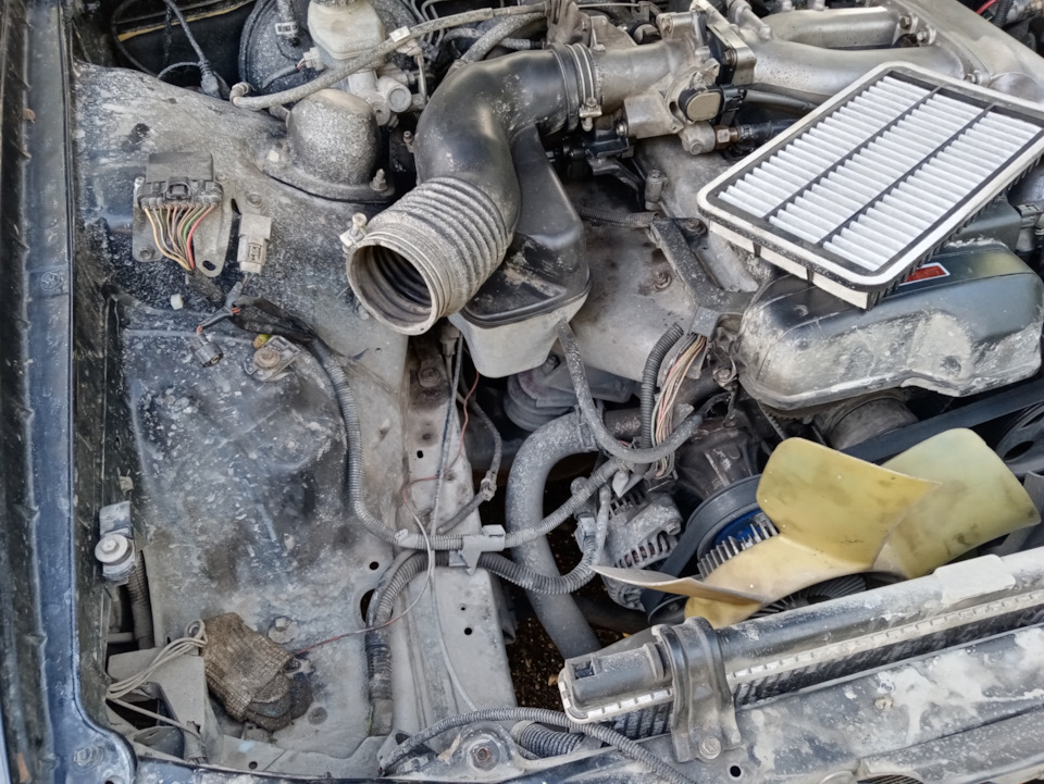 Фото в бортжурнале Toyota Mark II (100)