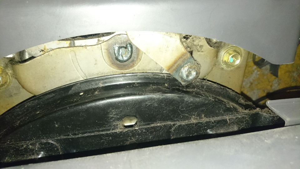 Он же вид снизу — Honda Stepwgn (1G)