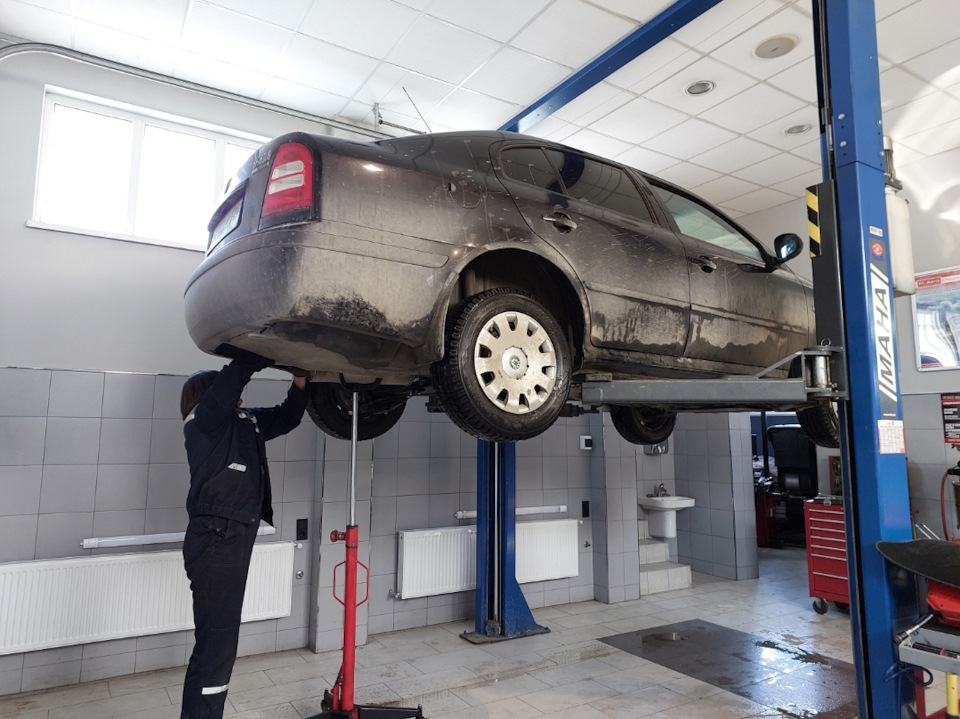 Замена прогоревшего глушителя на Skoda Octavia Tour — Skoda Octavia A4 ...