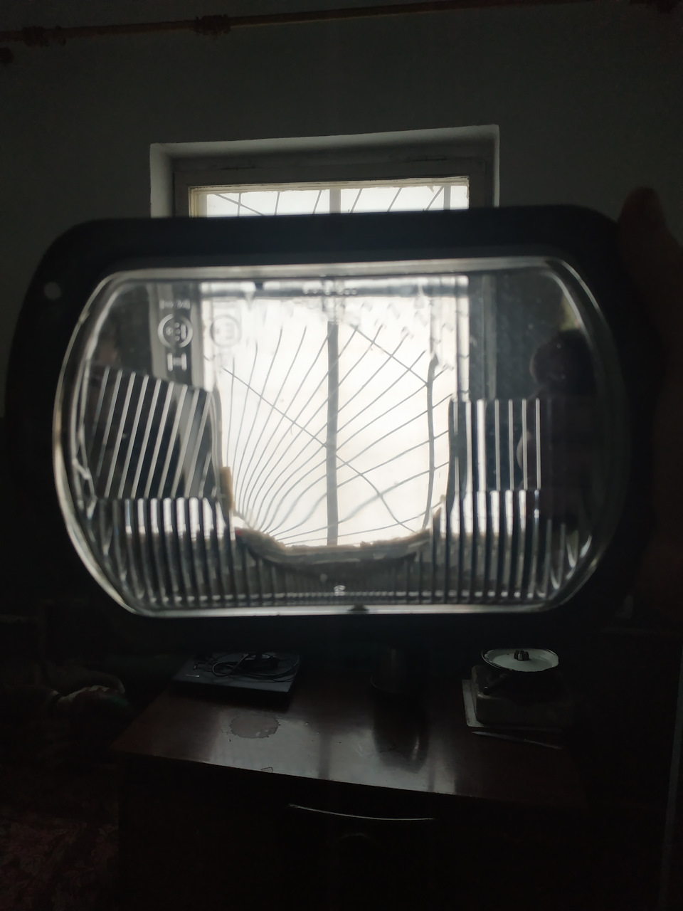 Полировка стекла фар — Москвич 2140, 1,5 л, 1980 года | электроника ...