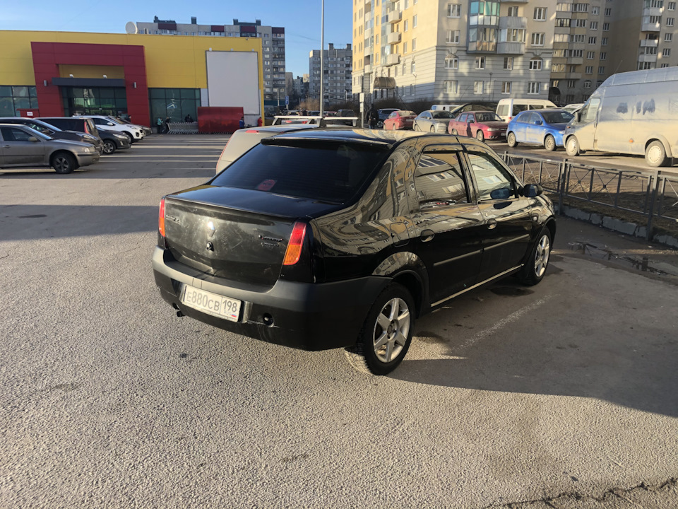 Козырёк, спойлер . — Renault Logan (1G), 1,6 л, 2009 года | тюнинг | DRIVE2