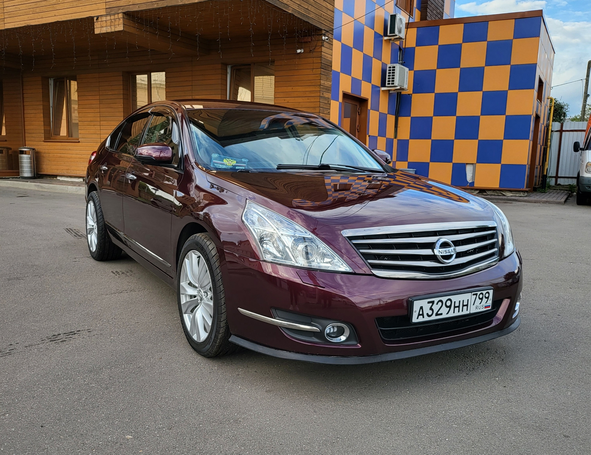 Ниссан Теана j32 2.5. Ниссан Теана золотистая. Ниссан Теана 30 кузов. Nissan Teana j32 цвет морской волны.