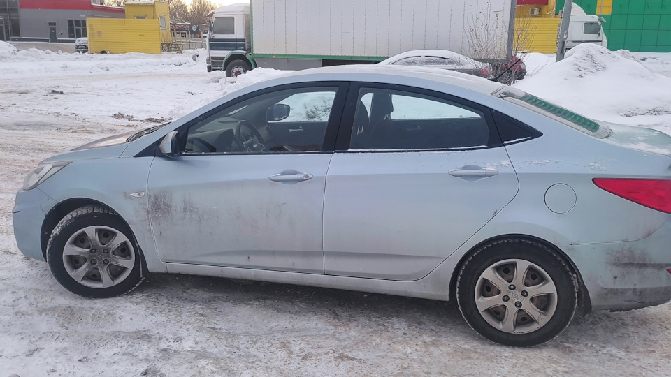 Hyundai Solaris (1G) 1.4 бензиновый 2011 | на DRIVE2
