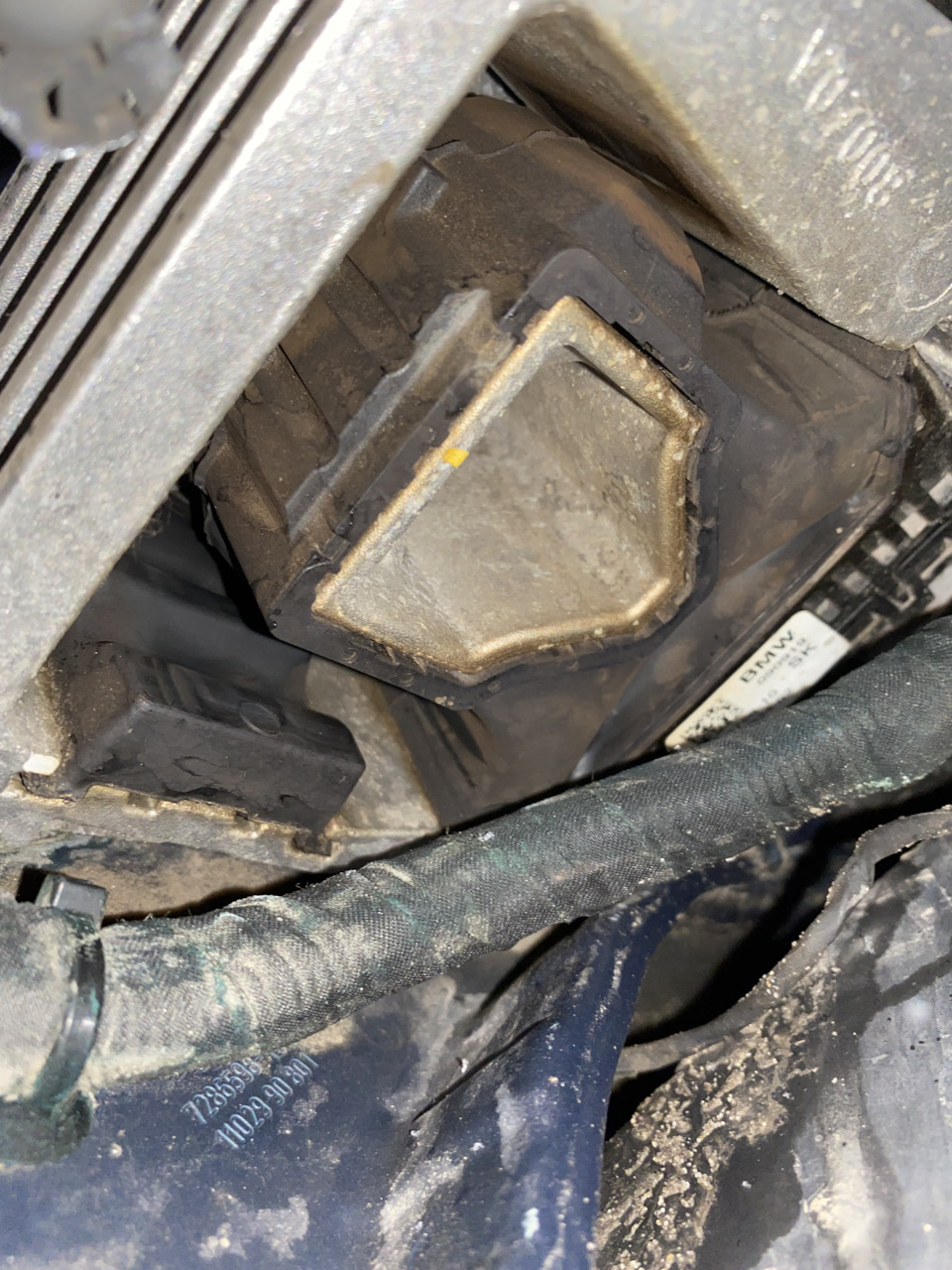 Ещё фото старой, можно оценить её внешние повреждения — BMW 2 series Active Tourer (F45)