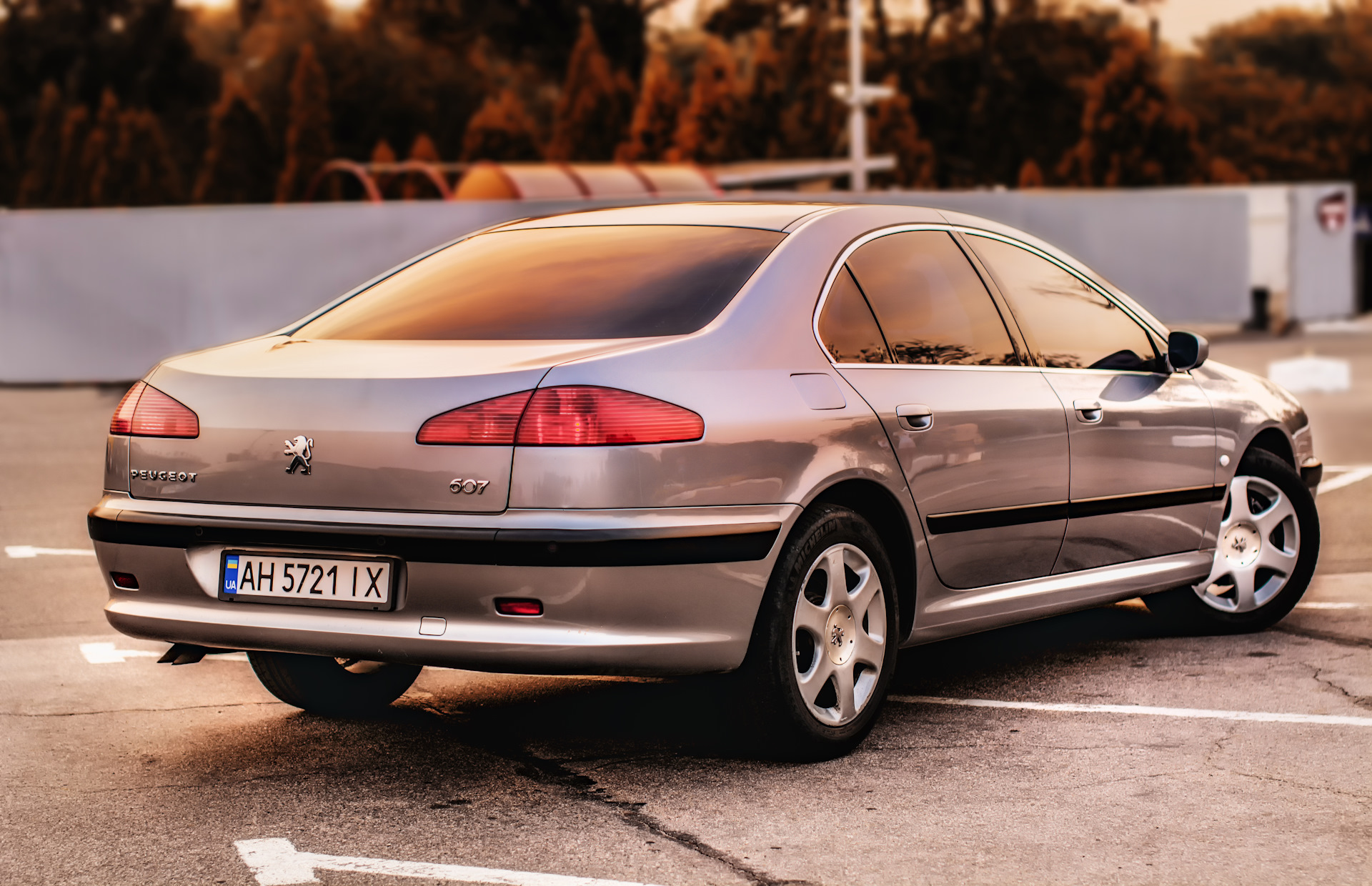 Peugeot 607 Feline Concept