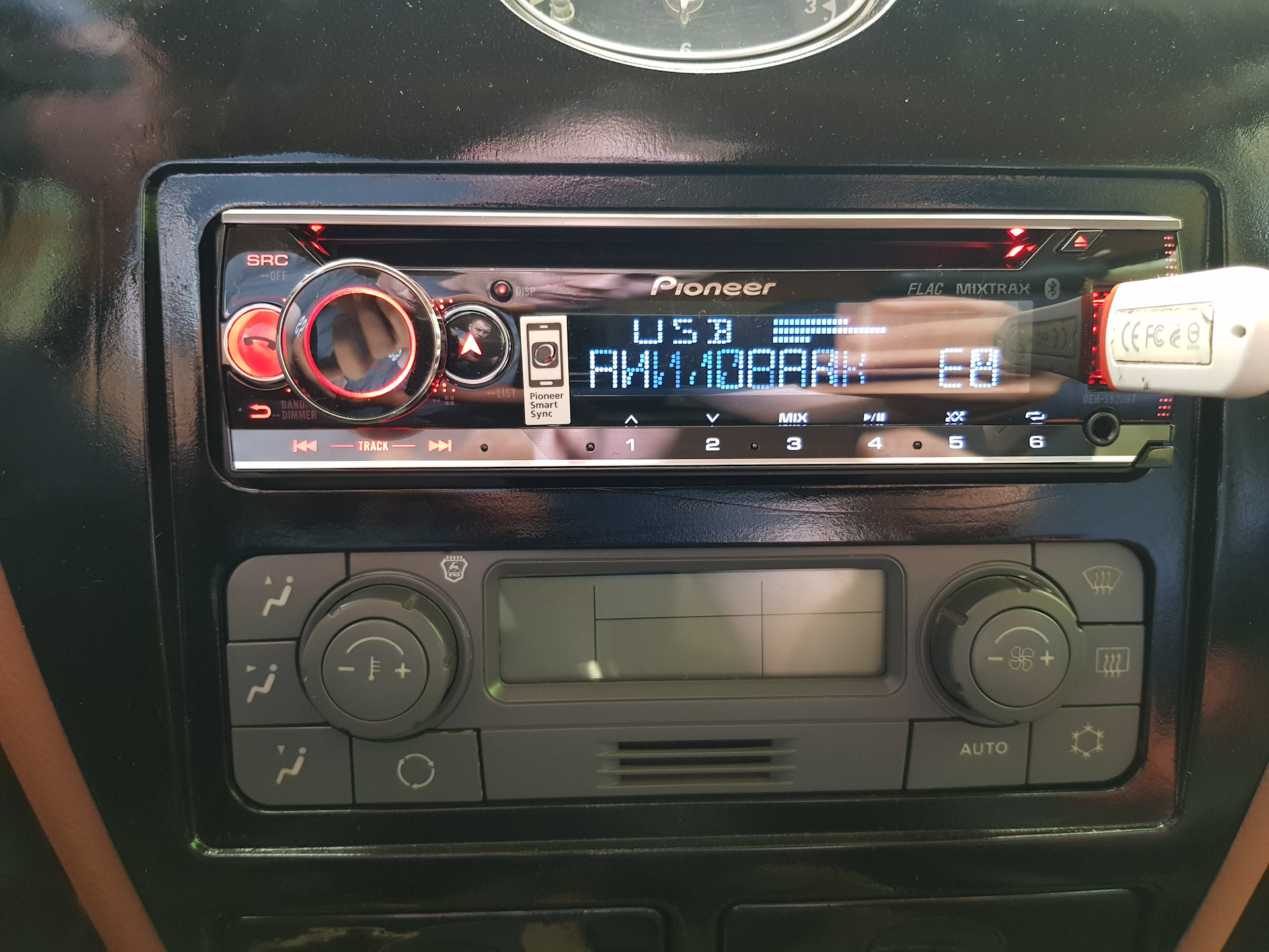 Pioneer это сила! Pioneer лучший из лучших! Pioneer DEH-S520BT — ГАЗ 31105,  2,5 л, 2004 года | автозвук | DRIVE2