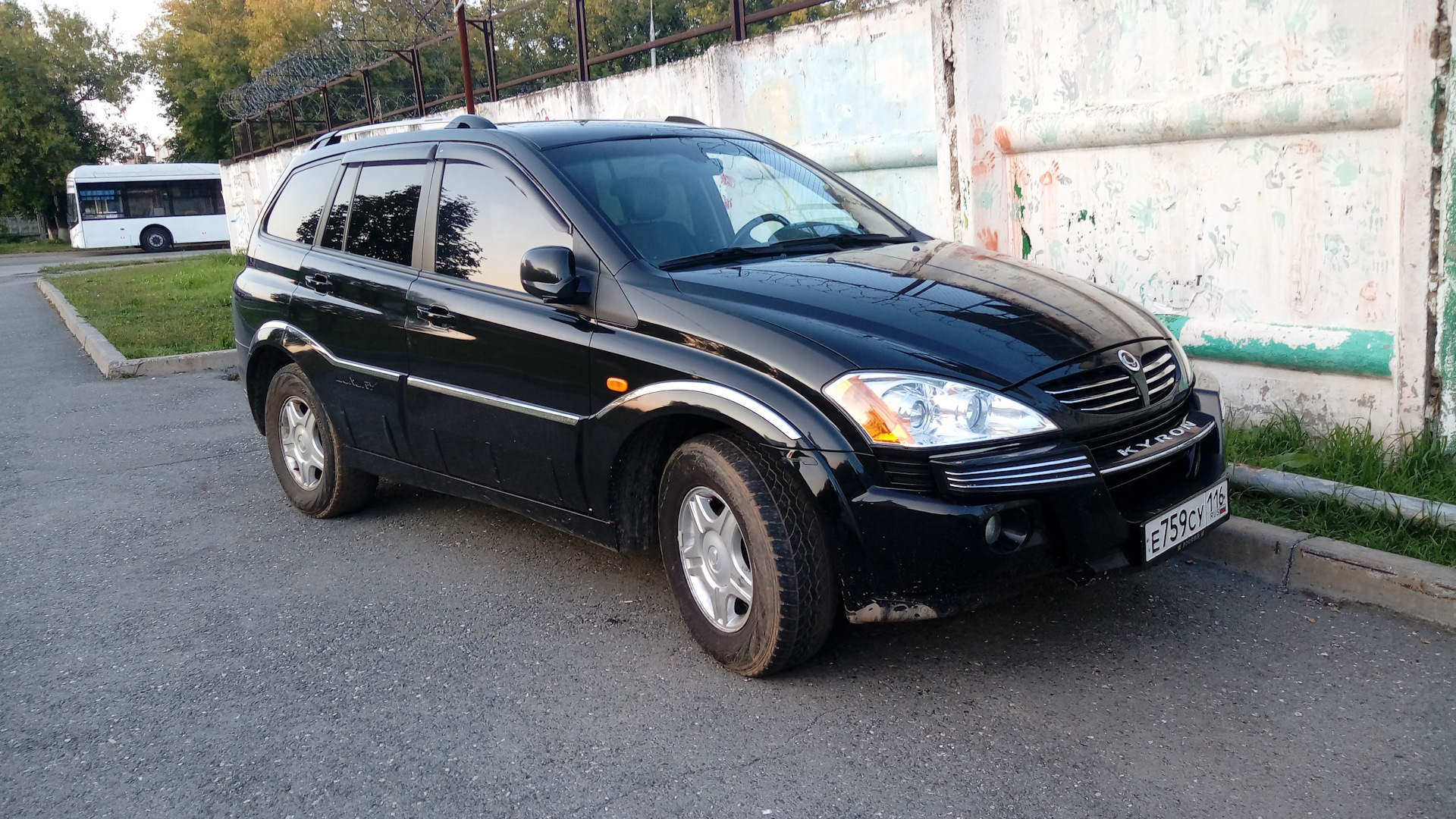 SSANGYONG Kyron 2005. Саньенг Кайрон 2005. SSANGYONG Kyron i 2005. SSANGYONG Kyron 2.