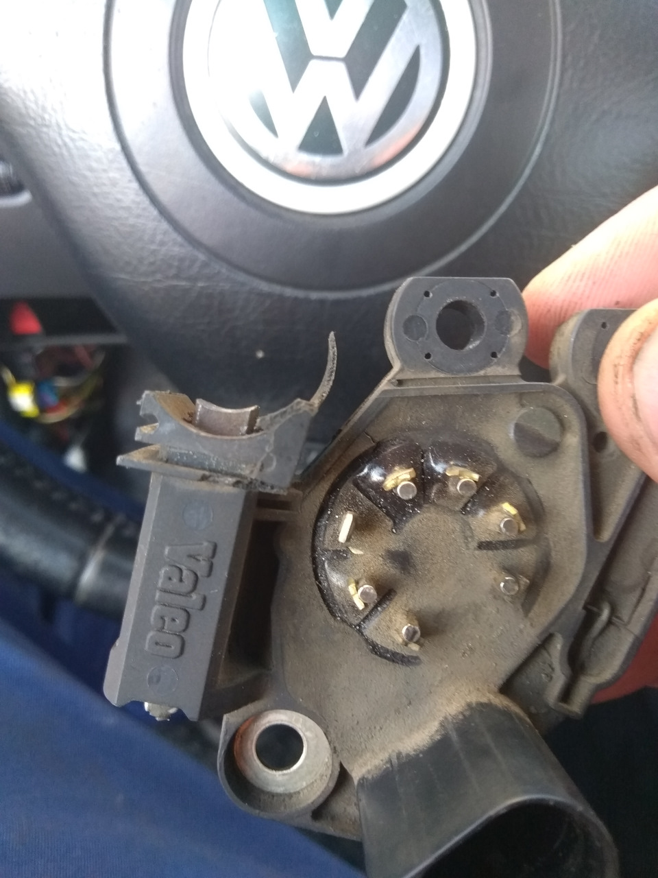 Плохо заряжает генератор — Volkswagen Passat B5, 1,8 л, 2004 года ...