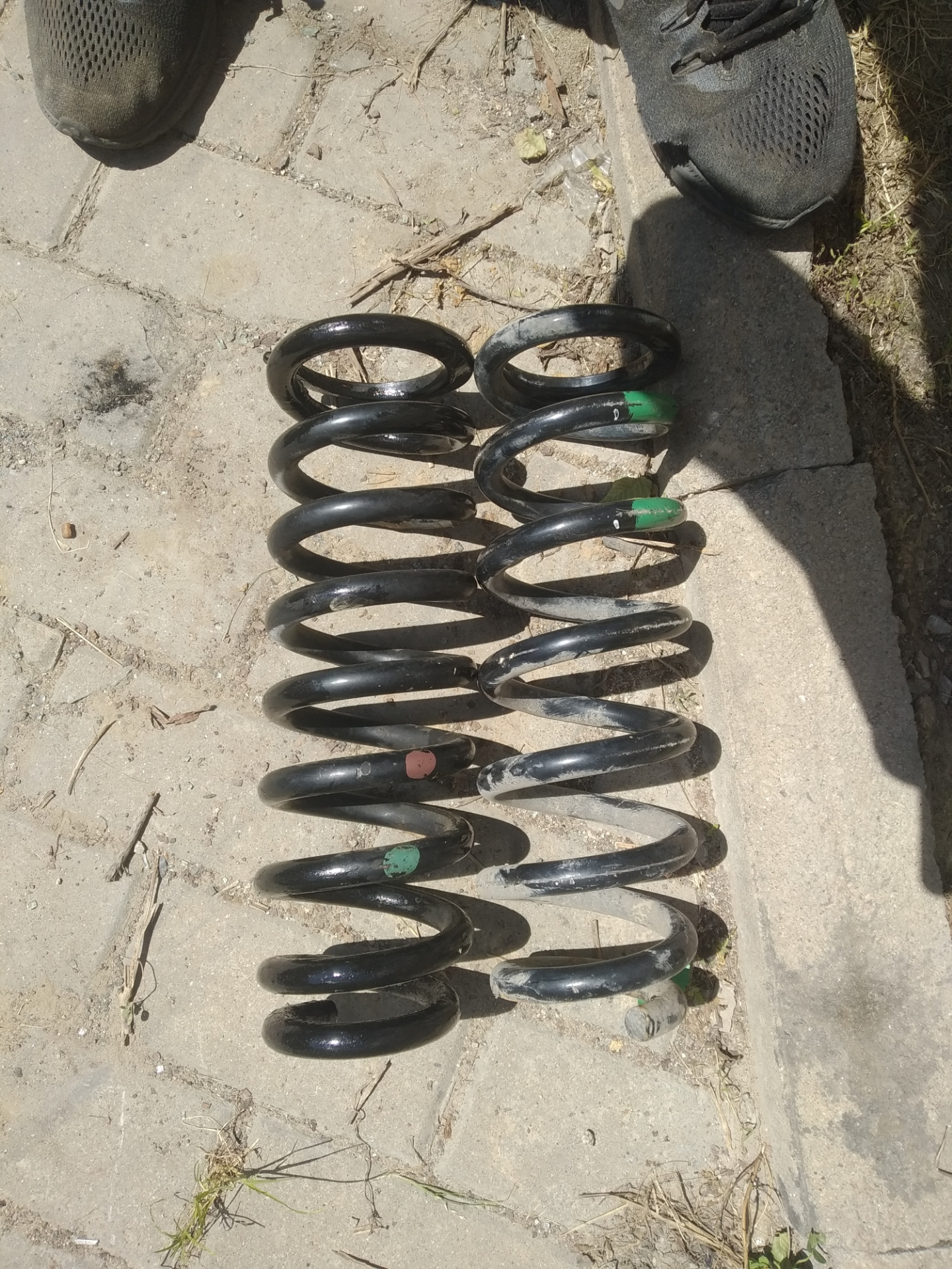 Бесплатный лифт переда на 2 см или установка передних пружин от Прадо ...