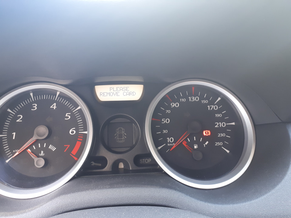 Renault megane классик бортовой компьютер. Бортовой компьютер меган 2. Бортовой компьютер меган 2. Бортовой компьютер меган 2. Спидометр рено меган 2.