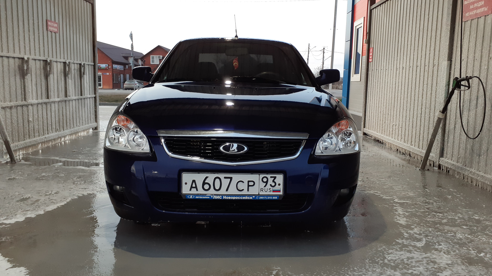 Lada Приора седан 1.6 бензиновый 2011 | на DRIVE2