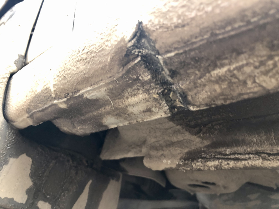 Замял порог домкратом — Volkswagen Polo Sedan, 1,6 л, 2014 года ...