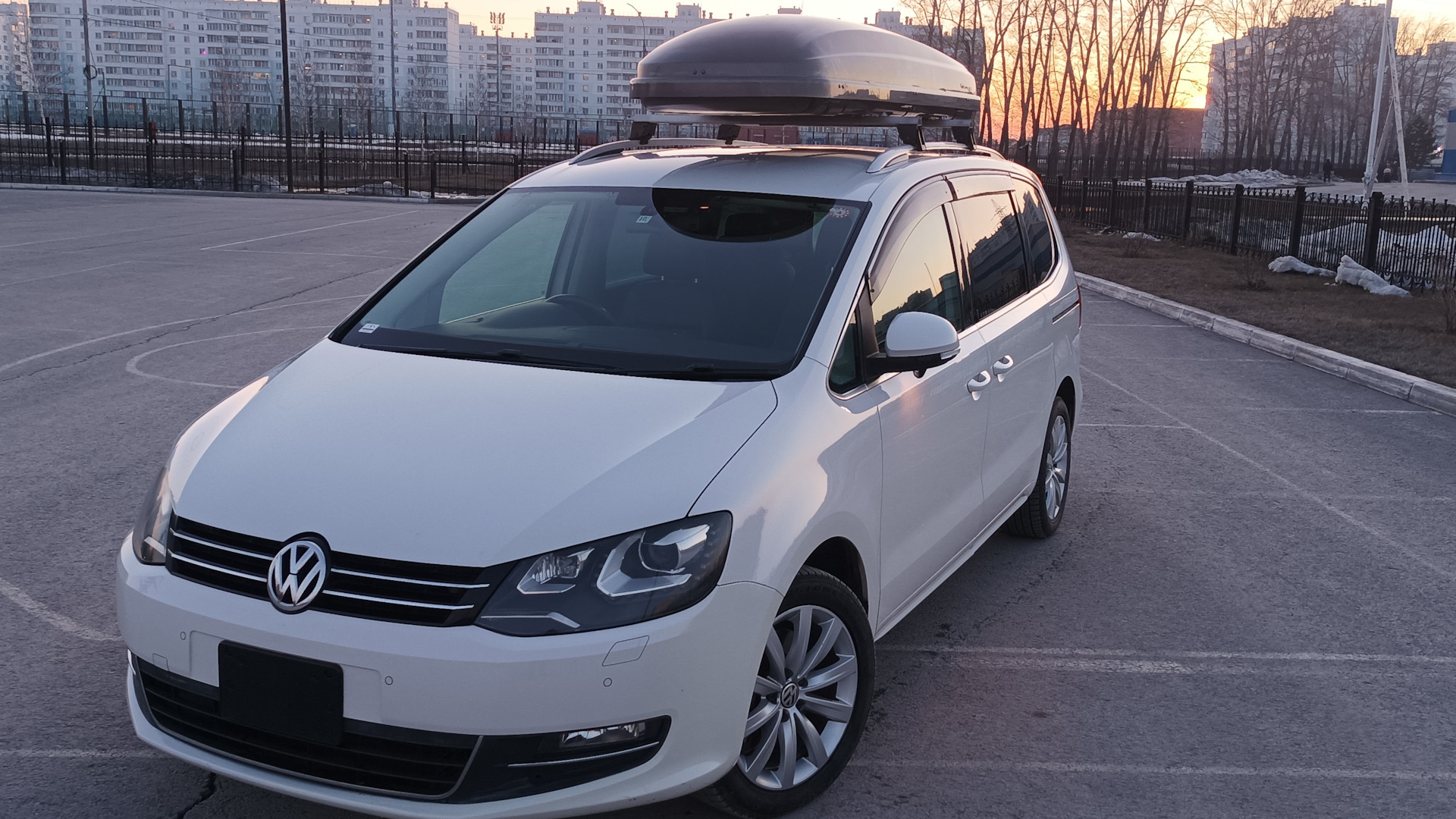 Volkswagen Sharan (2G) 1.4 бензиновый 2012 | Шар на DRIVE2