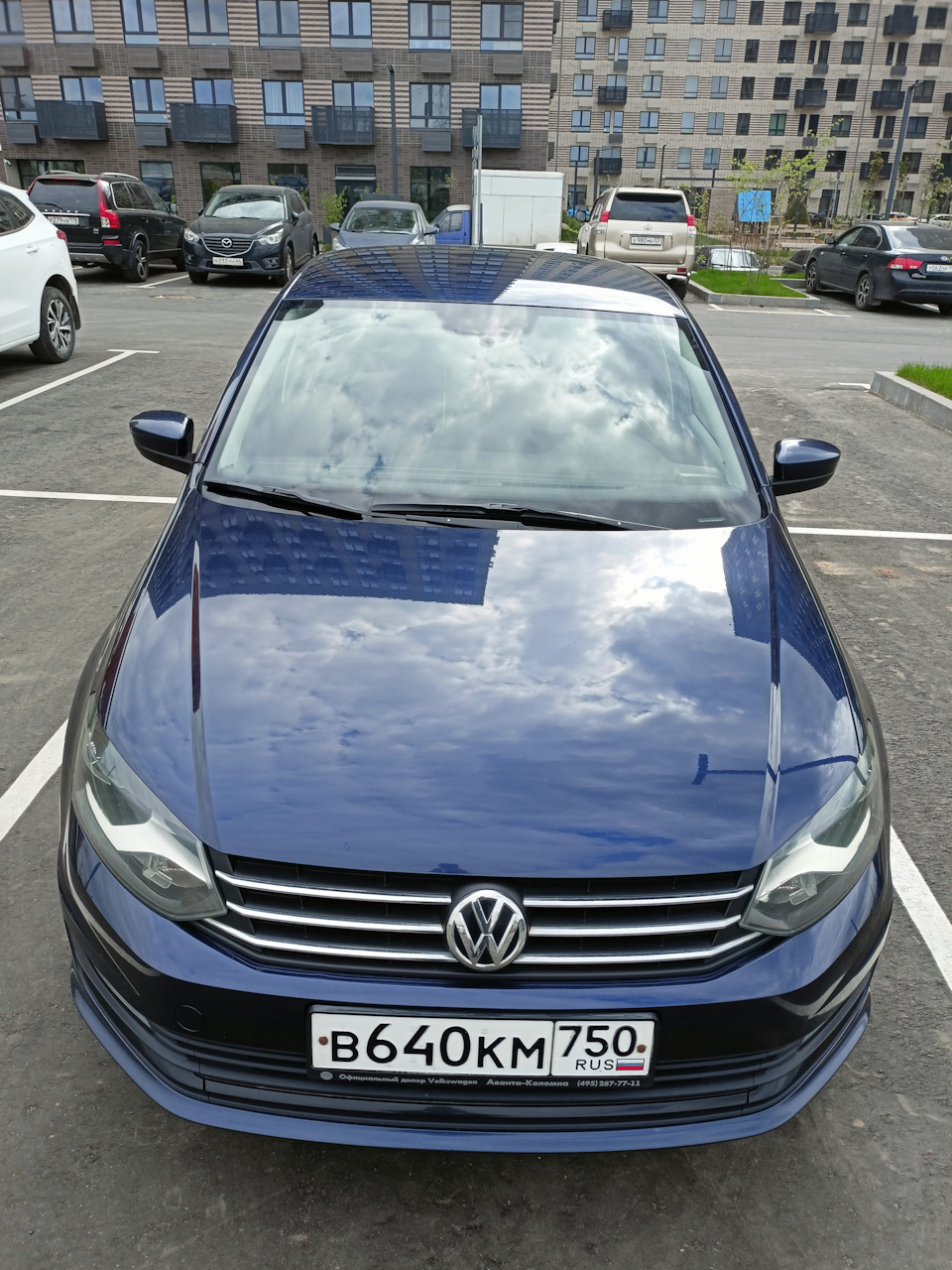 Продам Полика — Volkswagen Polo Sedan, 1,6 л, 2016 года | продажа машины |  DRIVE2