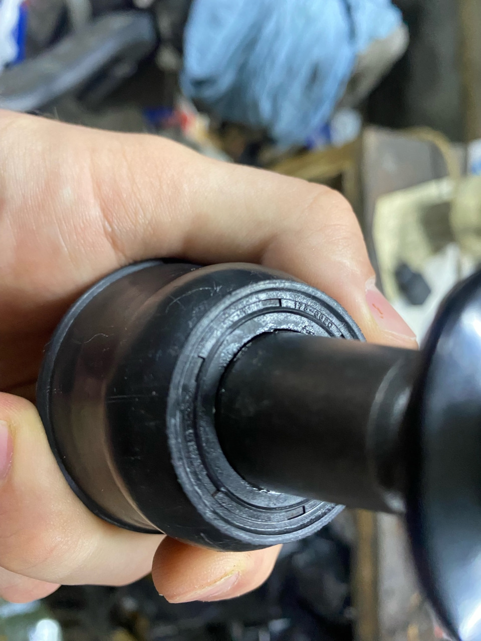 Шаровые и гидронаполненные сайлентблоки. Подделка (наверное) TRW — Audi ...