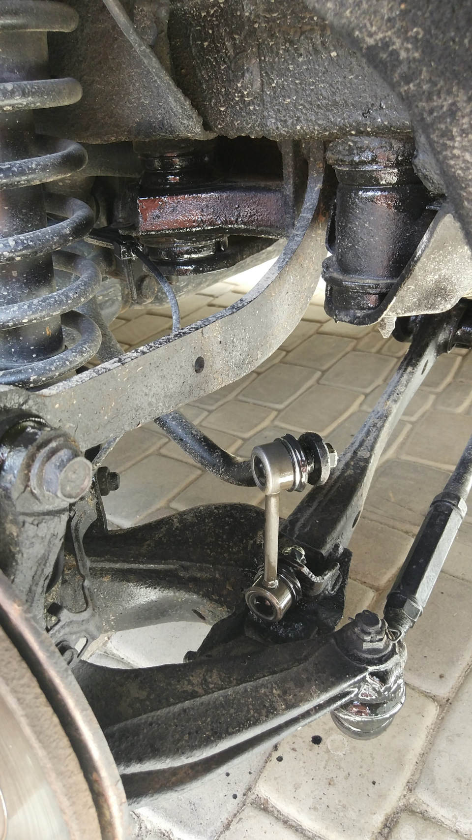 Замена стоек заднего стабилизатора. Совместимость с РАВ4. — Toyota ...