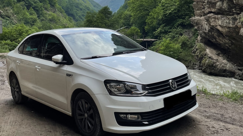 Volkswagen Polo Sedan Connect VRM