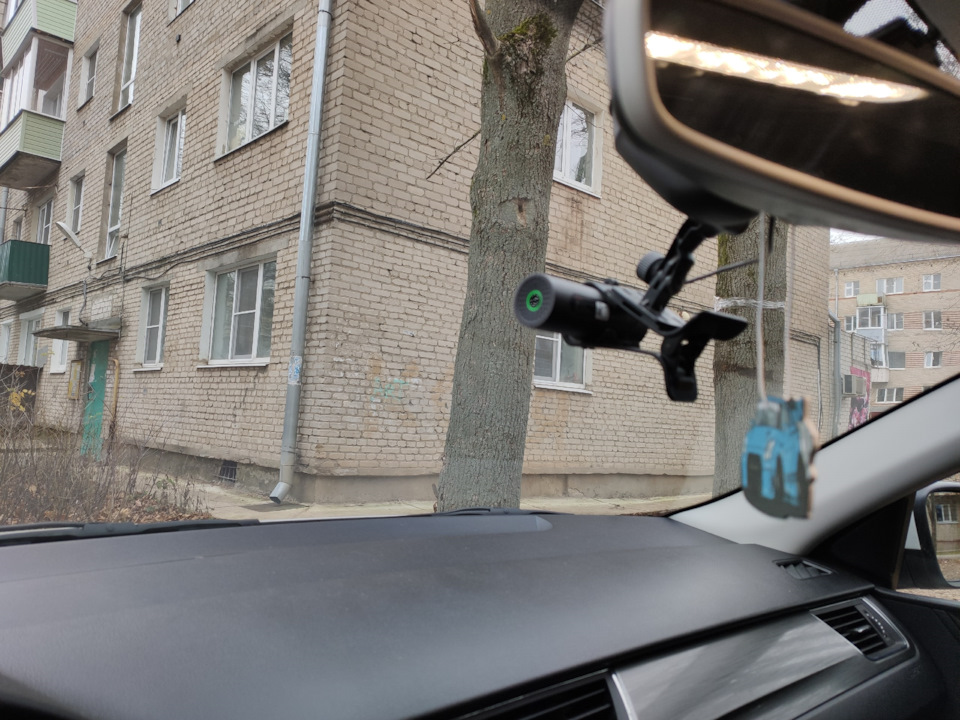 Подключение видеорегистратора от зажигания. — Skoda Rapid (1G), 1,6 л ...